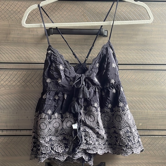 Free People Top - Picture 1 of 4